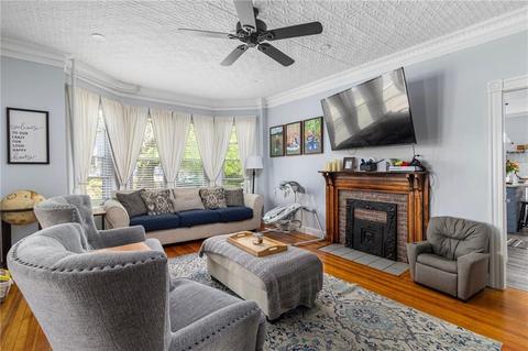 154 Grove St, Woonsocket, RI 02895 photo 9
