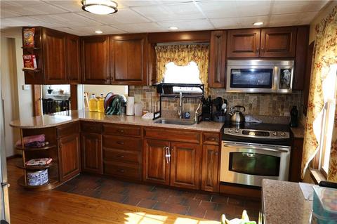 1174 Logee St, Woonsocket, RI 02895 photo 9