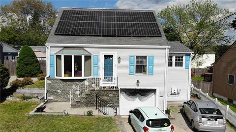 1174 Logee St, Woonsocket, RI 02895 photo 2