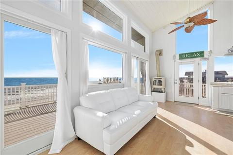 162 Green Hill Ocean Dr, South Kingstown, RI 02879