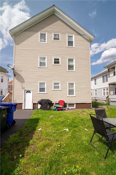 131 Pullen Ave, Pawtucket, RI 02861 photo 49
