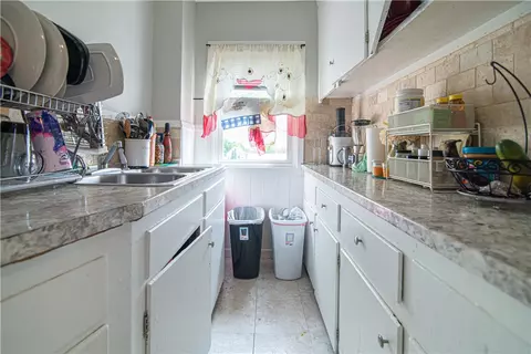 131 Pullen Ave, Pawtucket, RI 02861 photo 34