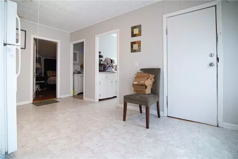 131 Pullen Ave, Pawtucket, RI 02861 photo 38