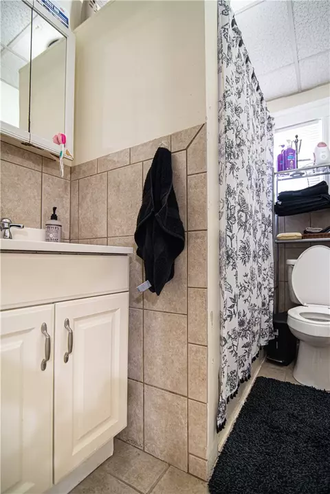 131 Pullen Ave, Pawtucket, RI 02861 photo 20