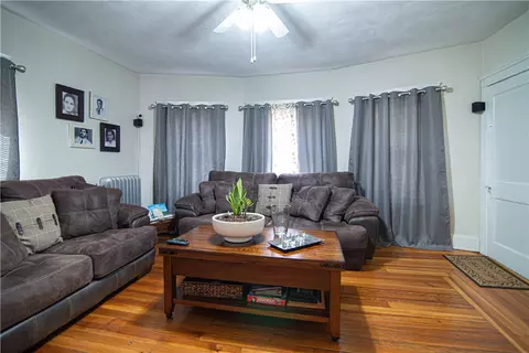 131 Pullen Ave, Pawtucket, RI 02861 photo 4