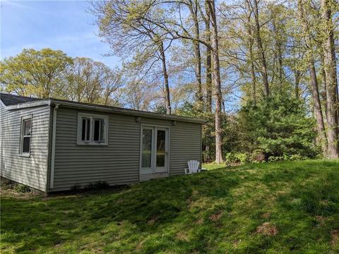 22 Brandon St, Glocester, RI 02814 photo 4