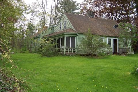 6 Cucumber Hill Rd, Foster, RI 02825