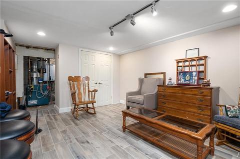 32 Damon Ave, Warwick, RI 02889 photo 22