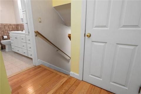 32 Damon Ave, Warwick, RI 02889 photo 12