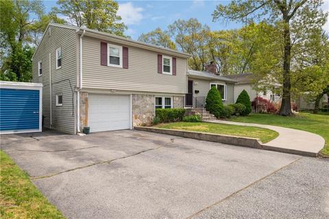 32 Damon Ave, Warwick, RI 02889 photo 3