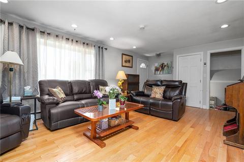 32 Damon Ave, Warwick, RI 02889 photo 6