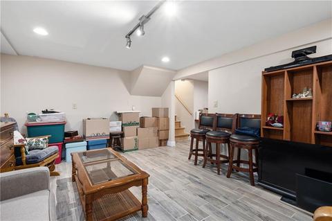 32 Damon Ave, Warwick, RI 02889 photo 23