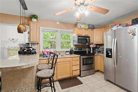 160 Hillcrest Ave, Providence, RI 02908 photo 4