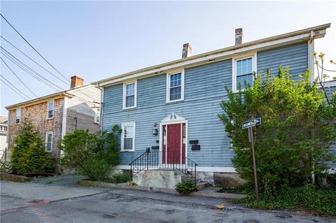 79 Tilden Ave, Newport, RI 02840