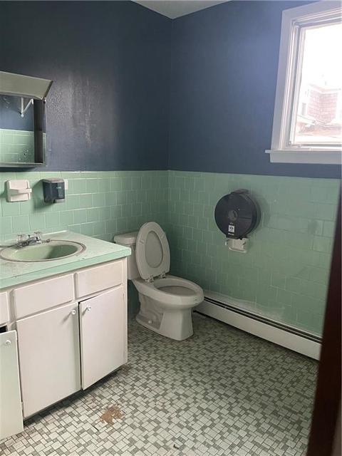 58 Hamlet Ave, Woonsocket, RI 02895 photo 16
