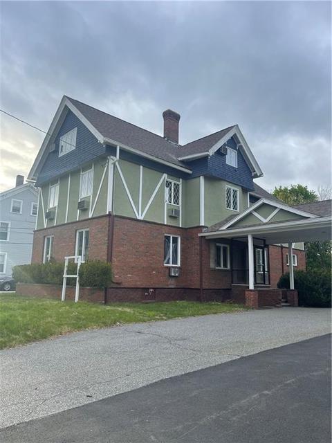 58 Hamlet Ave, Woonsocket, RI 02895 photo 1
