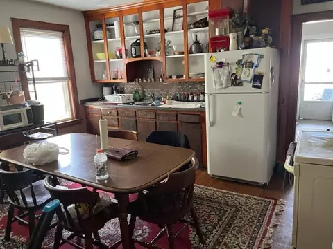 907 Bernon St, Woonsocket, RI 02895 photo 3