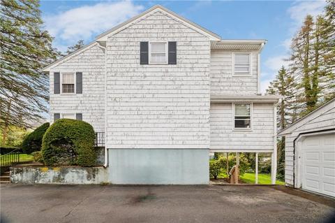 27 Ella Ave, Woonsocket, RI 02895 photo 3
