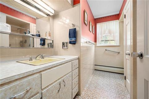 27 Ella Ave, Woonsocket, RI 02895 photo 11
