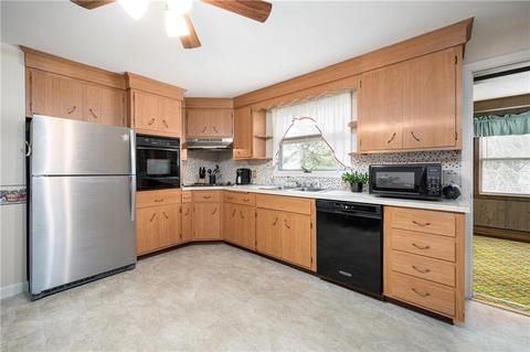27 Ella Ave, Woonsocket, RI 02895 photo 7