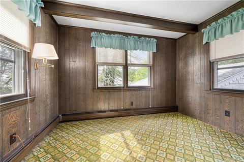27 Ella Ave, Woonsocket, RI 02895 photo 8