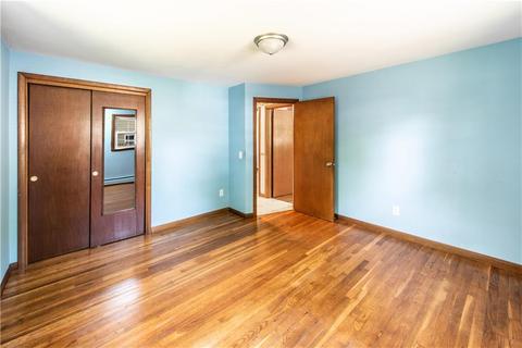 16 Esquire Ave, Warwick, RI 02889 photo 21