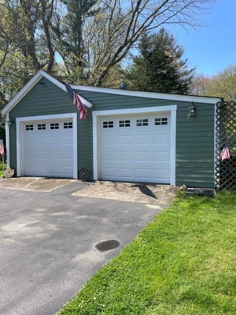 693 Central St, Mapleville, RI 02839 photo 3