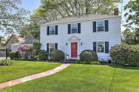 20 Barbara Cir, East Providence, RI 02916
