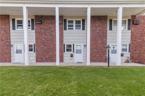 21 7 Crestview Dr #C, Westerly, RI 02891 photo 1