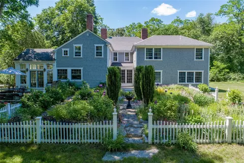 9 Brookside Ln, Little Compton, RI 02837 photo 3