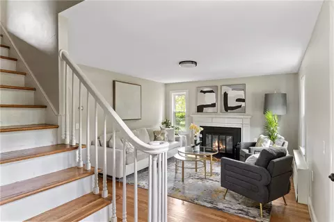 46 Crest Ave, Warwick, RI 02886 photo 7