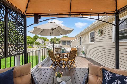 25 Gateway Ct, Warwick, RI 02889 photo 25