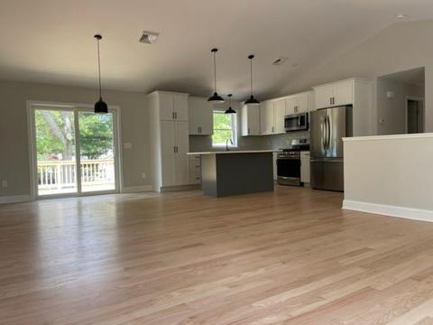 63 Haswill St, Warwick, RI 02889 photo 3