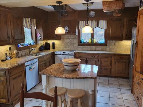 276 Widow Sweets Rd, Exeter, RI 02822 photo 7