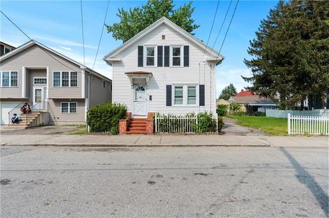 66 Simmons St, Providence, RI 02909