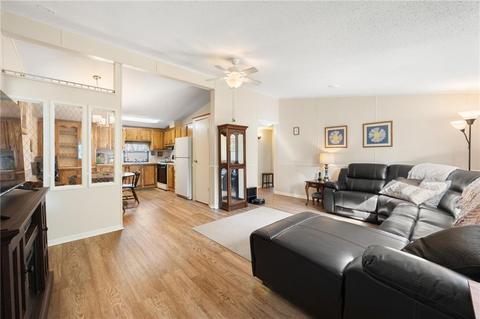 18 Lear Dr, Coventry, RI 02816 photo 2