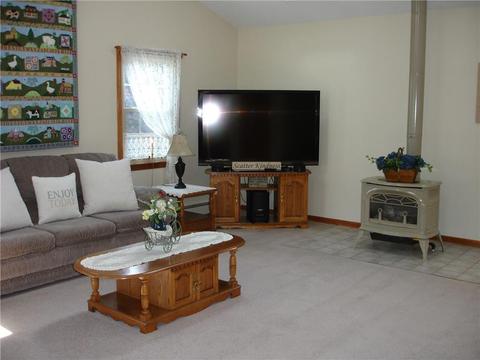 91 Oxford Ave, Woonsocket, RI 02895 photo 8