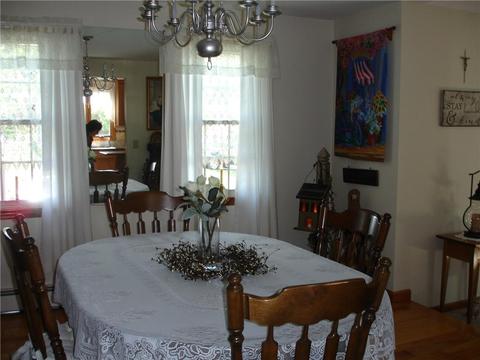 91 Oxford Ave, Woonsocket, RI 02895 photo 7
