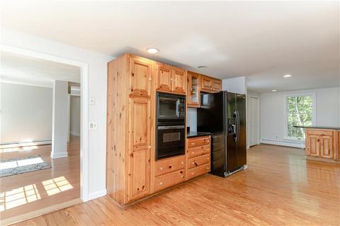 85 Putnam Pike, Glocester, RI 02814 photo 37