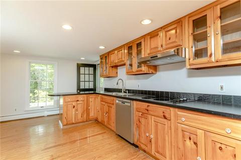 85 Putnam Pike, Glocester, RI 02814 photo 38
