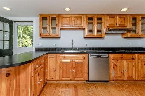 85 Putnam Pike, Glocester, RI 02814 photo 35