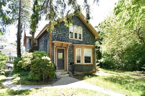 3062 Pawtucket Ave, East Providence, RI 02915