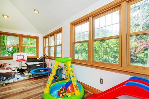 111 Windermere Way, Warwick, RI 02886 photo 11