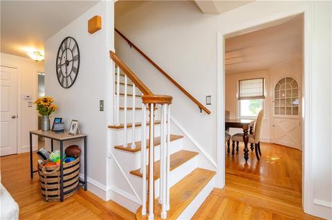 111 Windermere Way, Warwick, RI 02886 photo 6