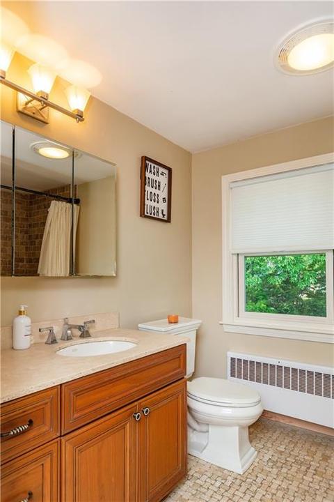 111 Windermere Way, Warwick, RI 02886 photo 31