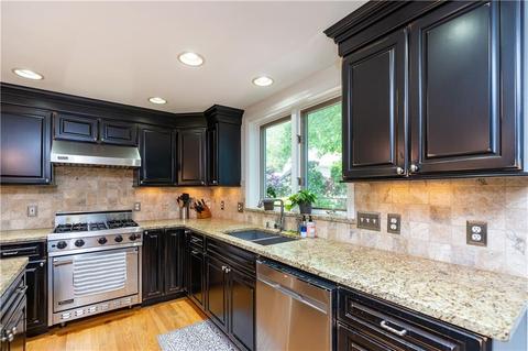 111 Windermere Way, Warwick, RI 02886 photo 20