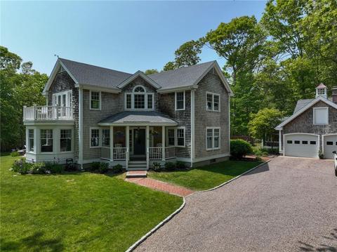 13 Inwood Ln, Westerly, RI 02891