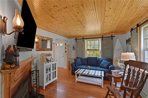 520 Meadow View Ave, Warwick, RI 02887 photo 12