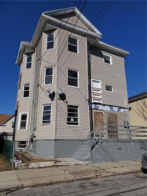 113 Colfax St, Providence, RI 02905