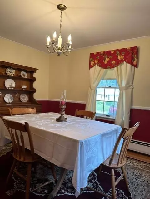323 Thames Ave, Warwick, RI 02886 photo 10